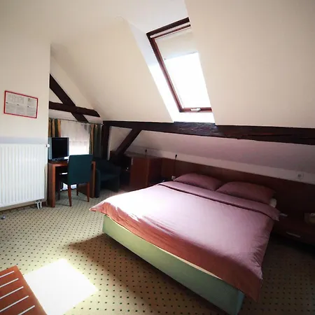 Pri Vodniku Любляна